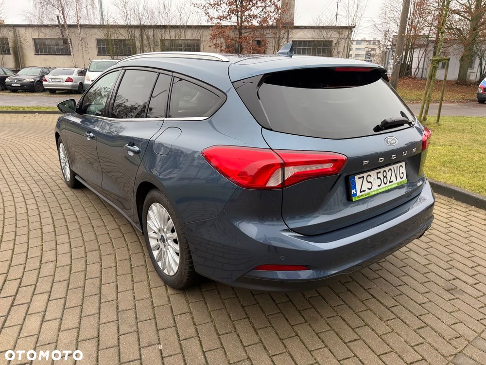 Ford Focus 1.0 EcoBoost STart-Stopp-System TITANIUM - 11