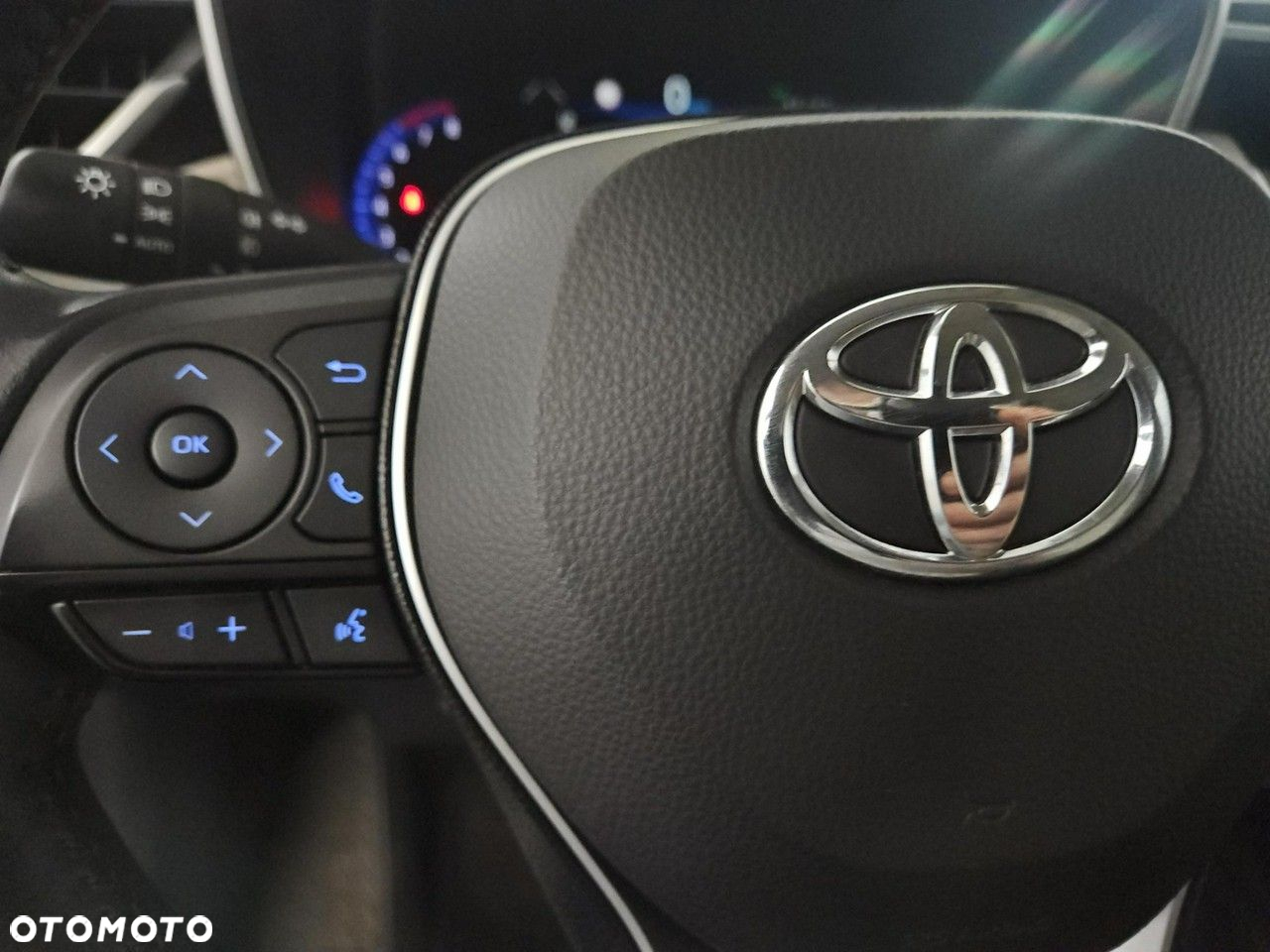 Toyota Corolla 1.6 Comfort - 16
