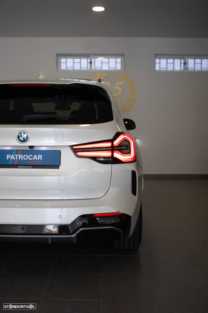 BMW iX3 M Sport Impressive - 43