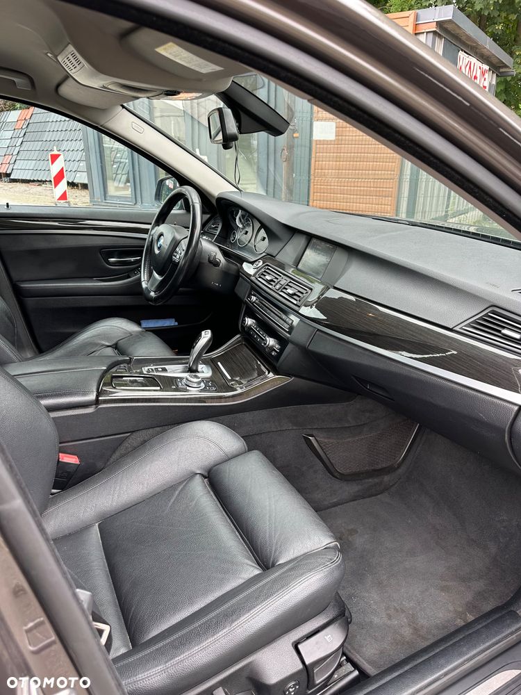 BMW Seria 5 - 29