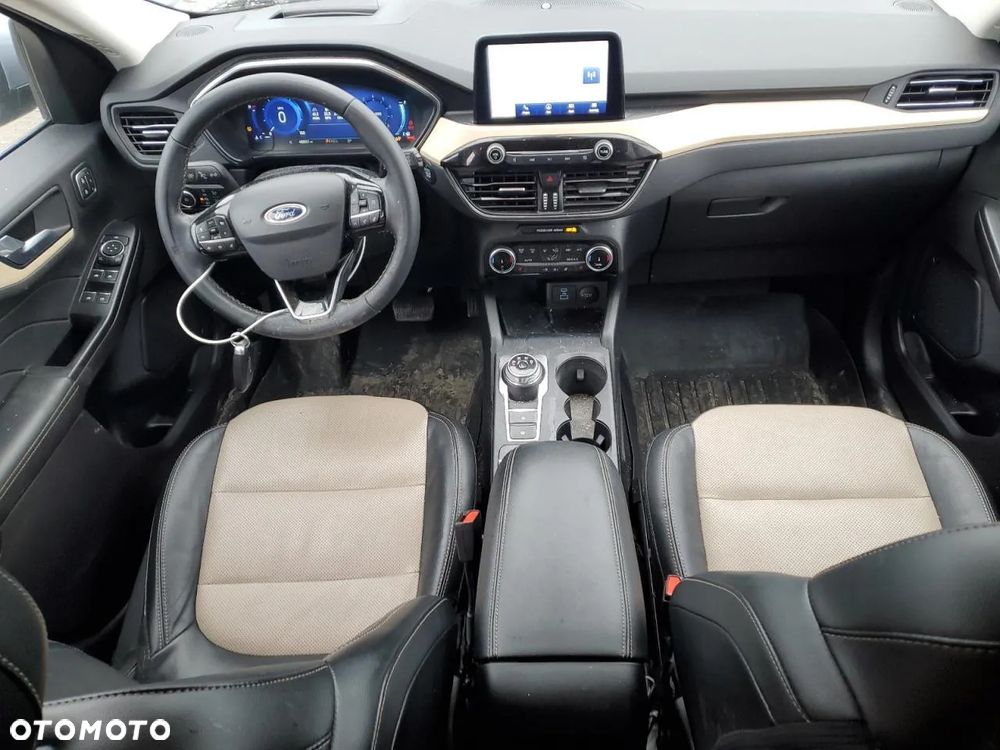 Ford Escape 2.0 EcoBoost AWD Titanium - 8