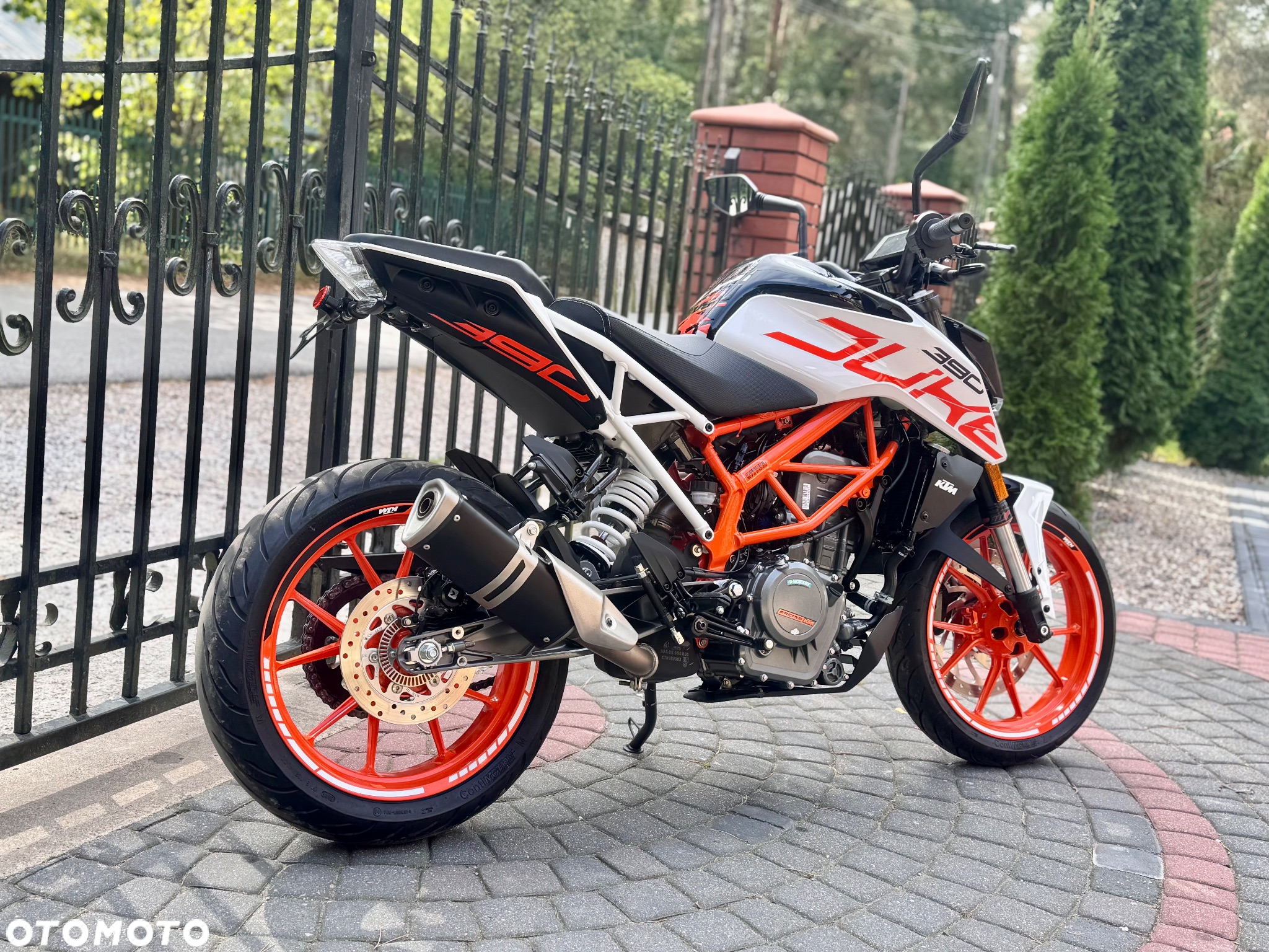 KTM Duke - 4