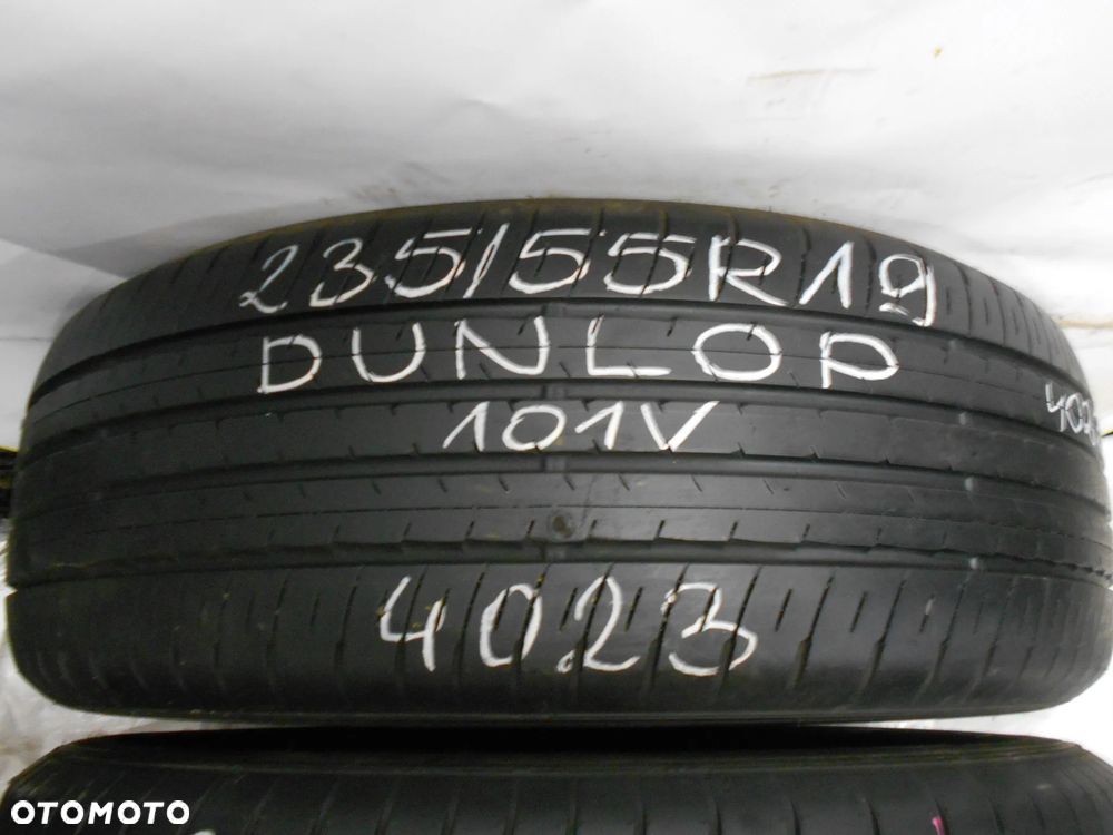 OPONY 235/55R19 DUNLOP SP SPORT MAXX 050 DOT 4023 7MM - 2