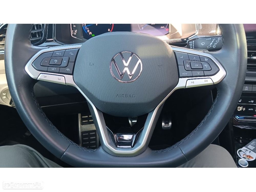 VW T-Roc 1.5 TSI R-Line DSG - 15