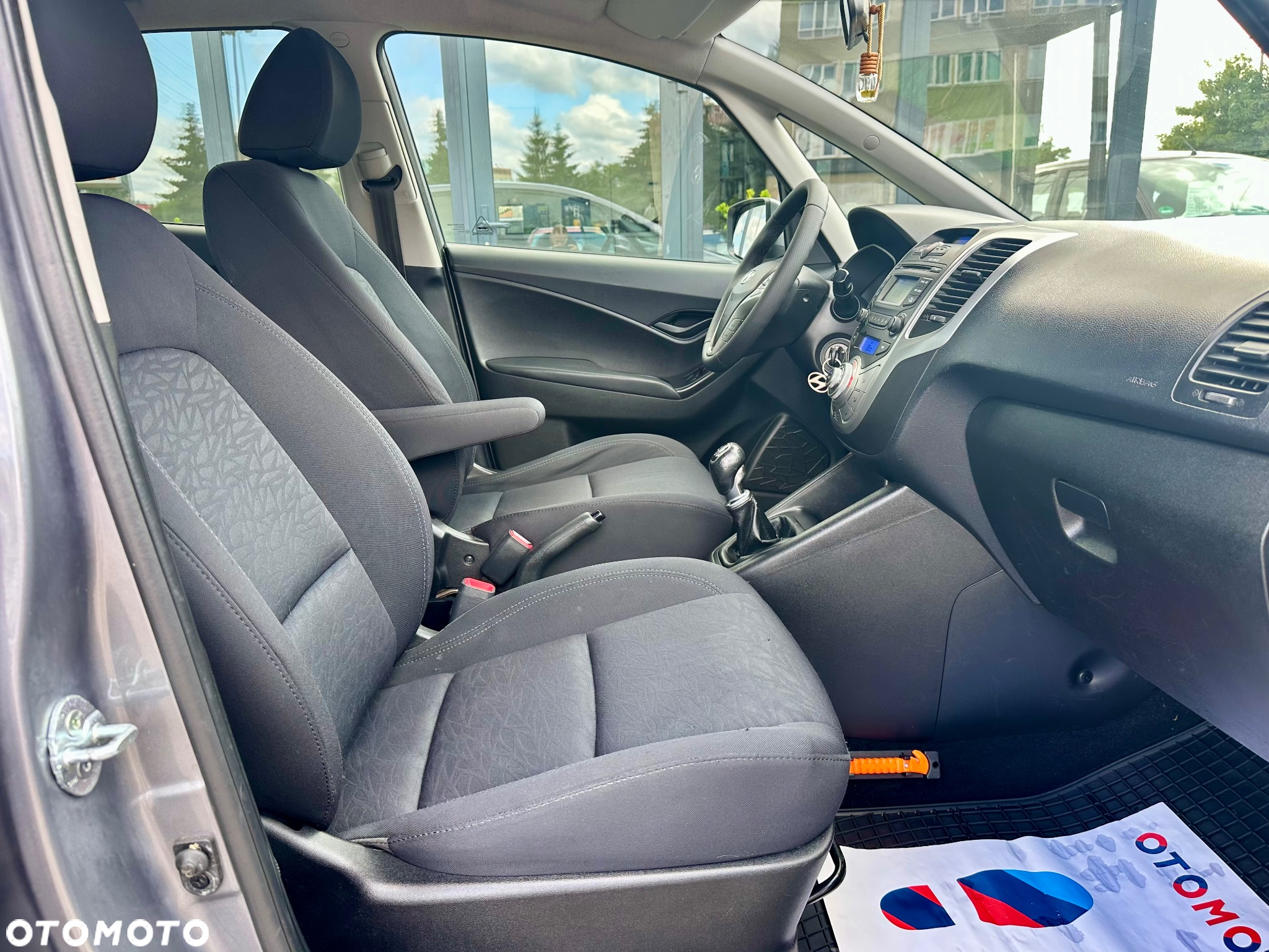 Hyundai ix20 1.6 BlueDrive Comfort - 19