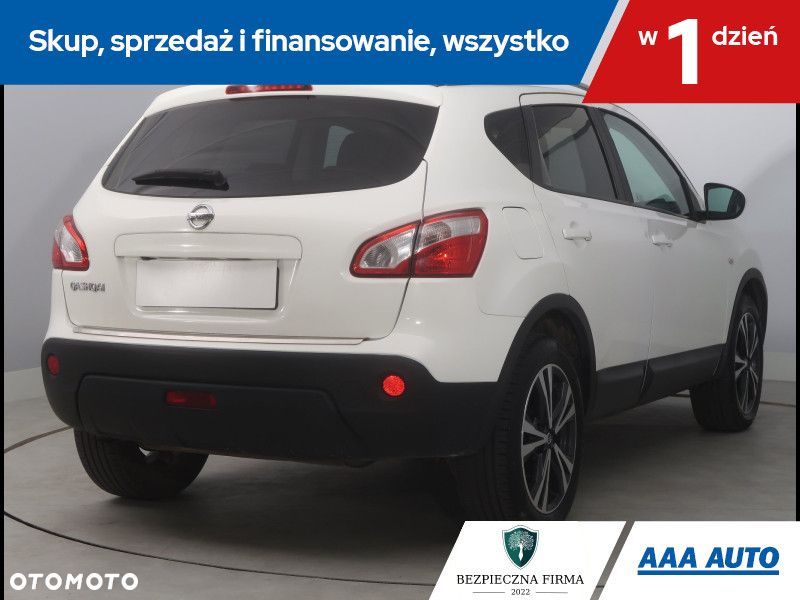 Nissan Qashqai - 6