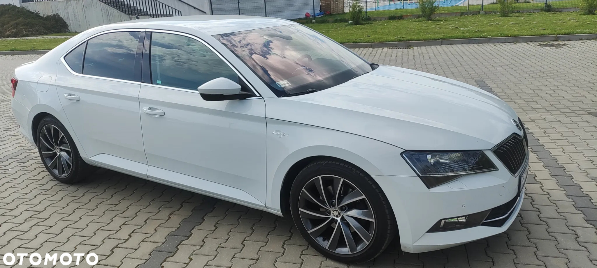 Skoda Superb 1.8 TSI L&K DSG - 18
