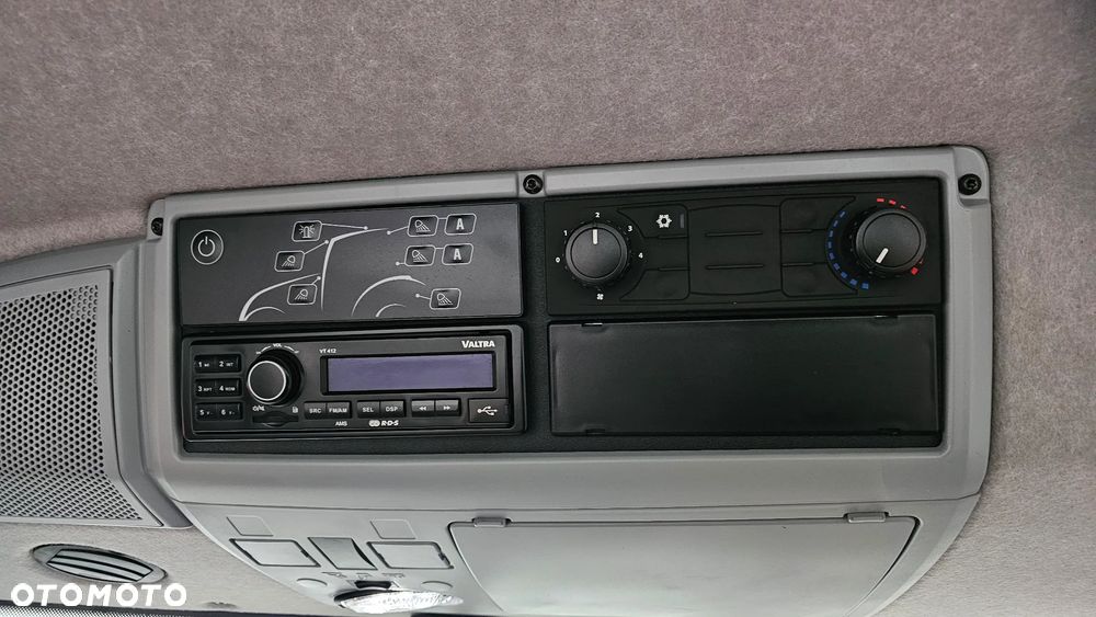 Valtra N 114 HITECH Bardzo Ładny Stan N134 A114 Massey 5611 John M - 15