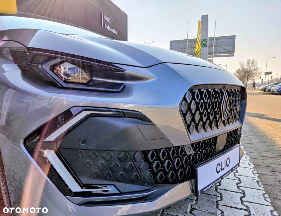 Renault Clio - 7