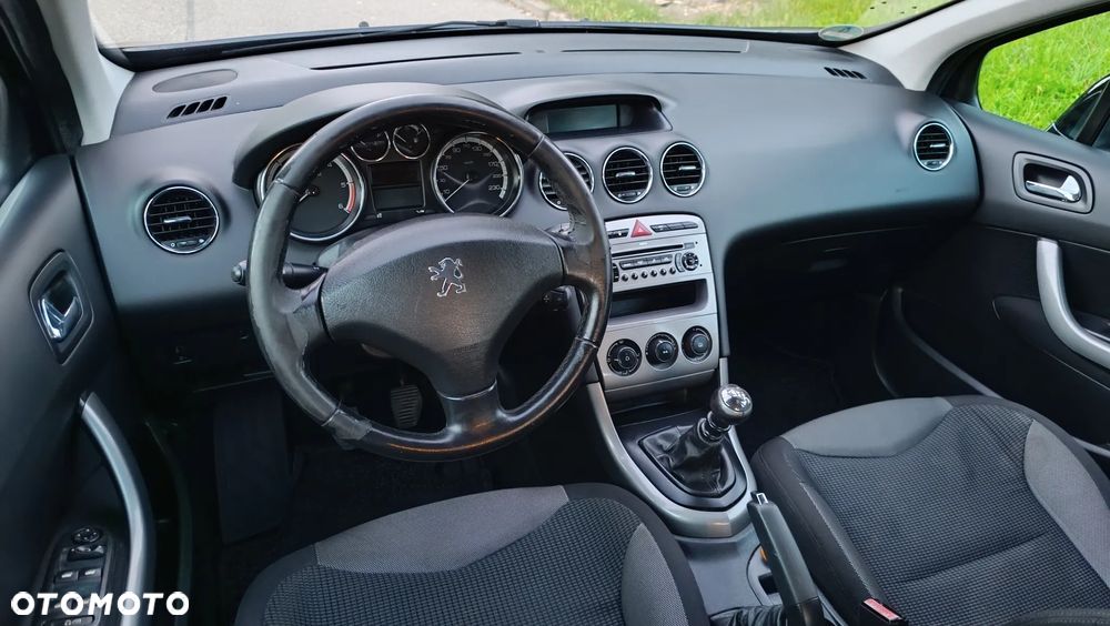 Peugeot 308 HDi FAP 135 Platinum - 20