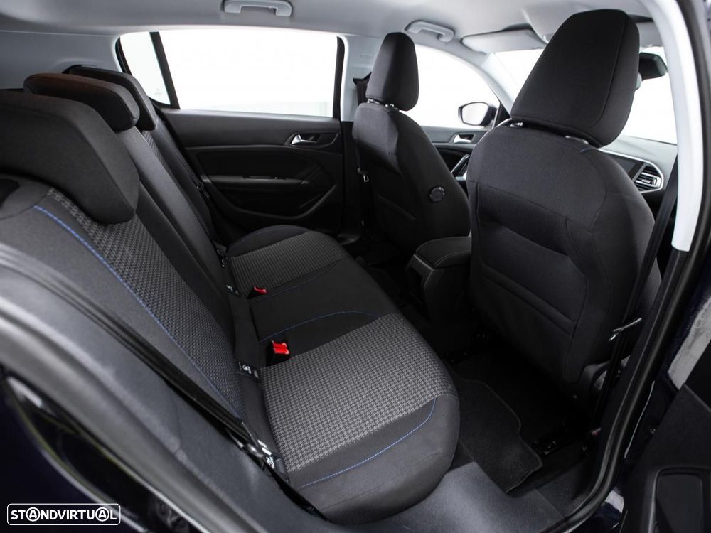 Peugeot 308 - 11