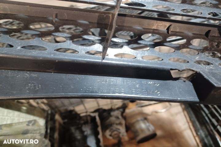 Grila radiator A6398800185 MX1253 Mercedes-Benz Vito W639 [2003 - 201 - 3