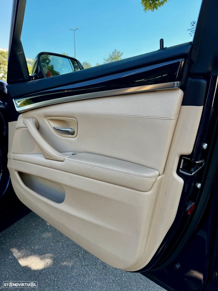 BMW 520 d Line Luxury Auto - 23