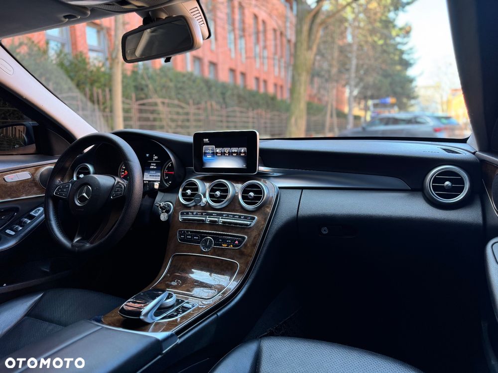 Mercedes-Benz Klasa C 220 (BlueTEC) d 7G-TRONIC - 33