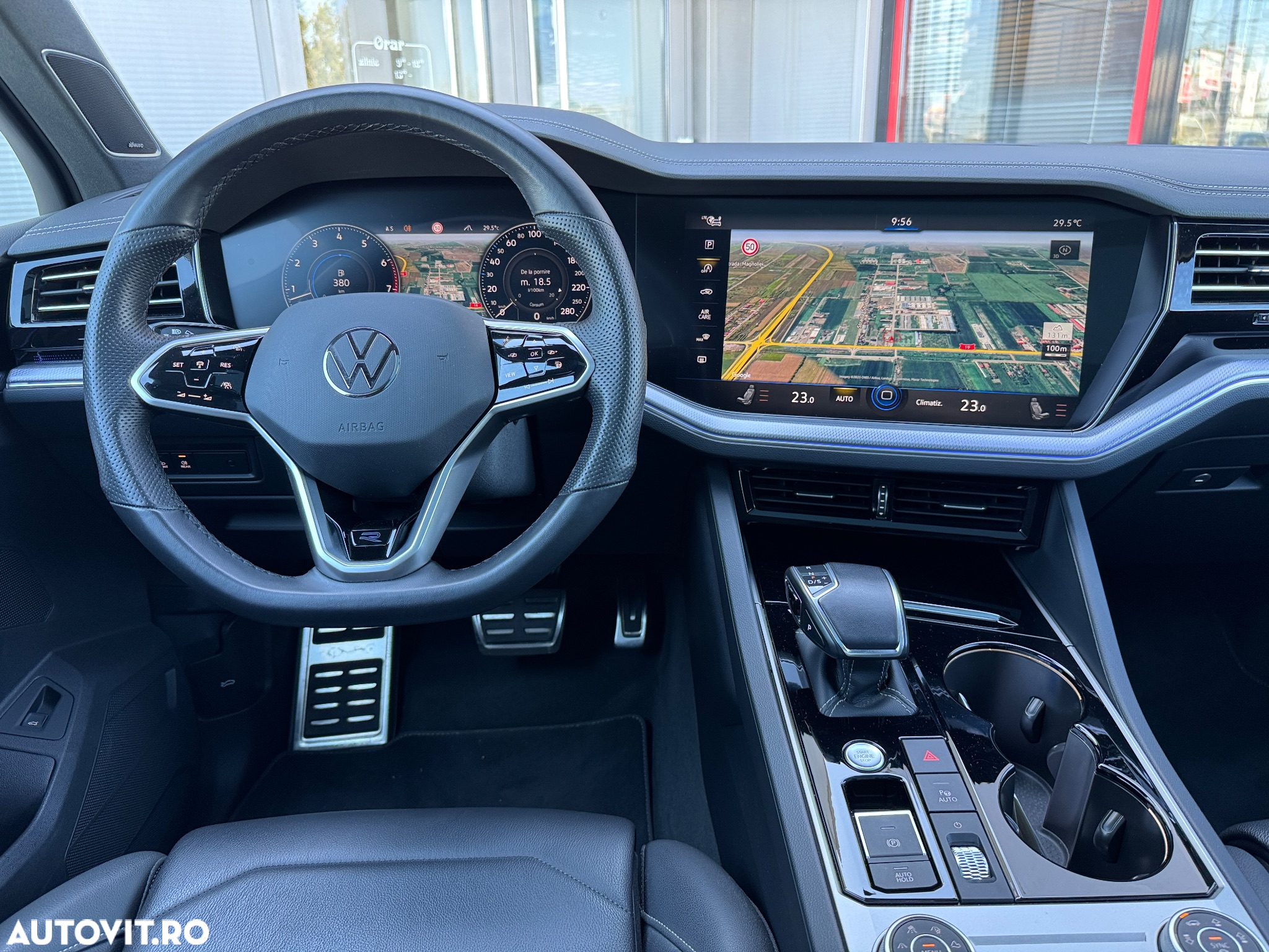 Volkswagen Touareg V6 TSI 4MOTION R-Line - 15