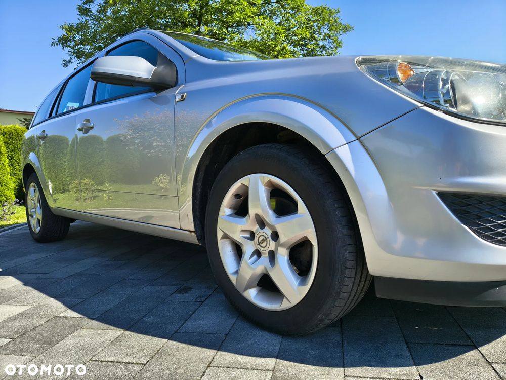 Opel Astra 1.7 CDTI ecoFLEX - 32