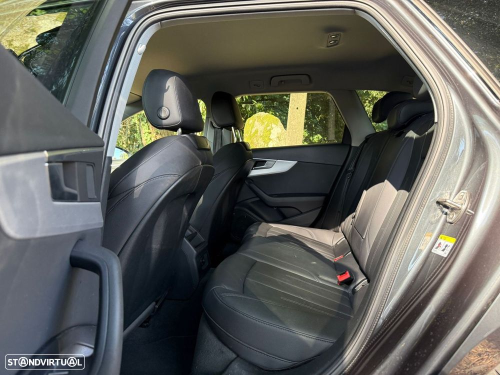 Audi A4 Avant 2.0 TDI Multitronic S-line - 35