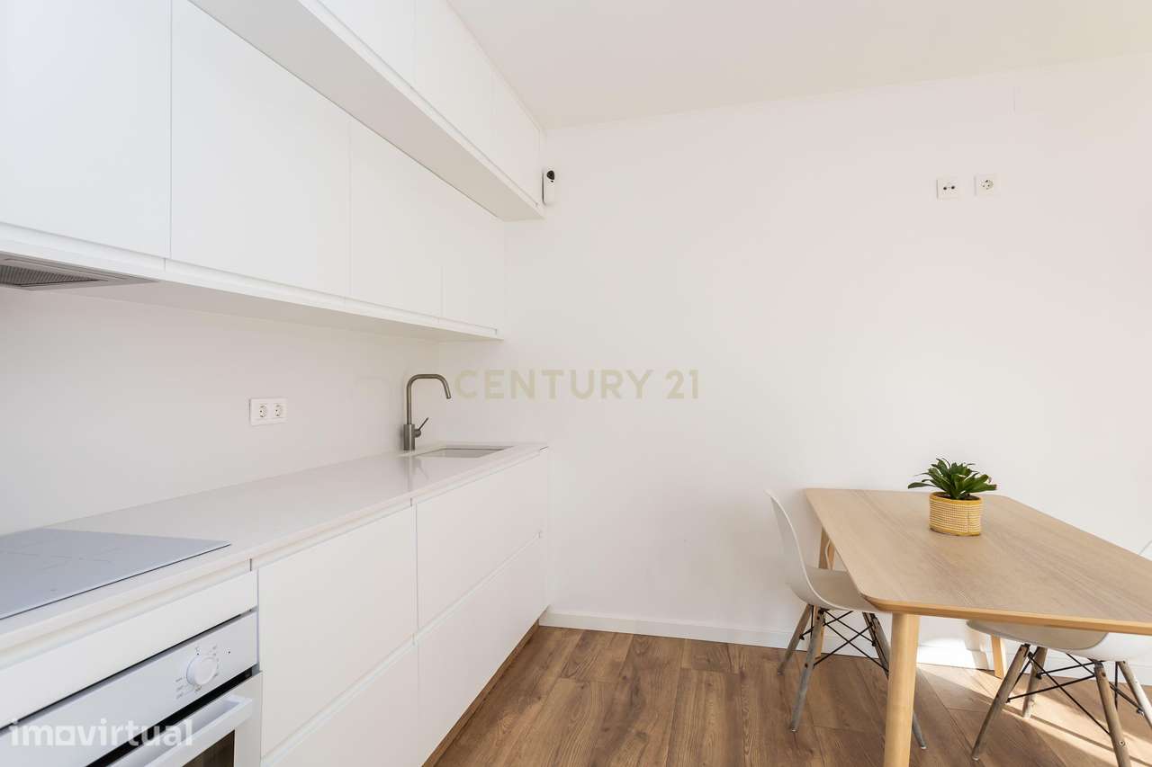 Apartamento T2 para arrendamento junto à Baía do Seixal - Grande imagem: 3/31