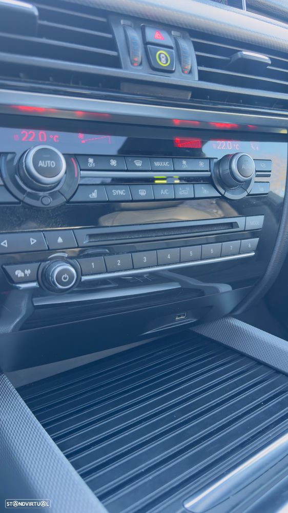 BMW X5 25 d sDrive Pack M - 29