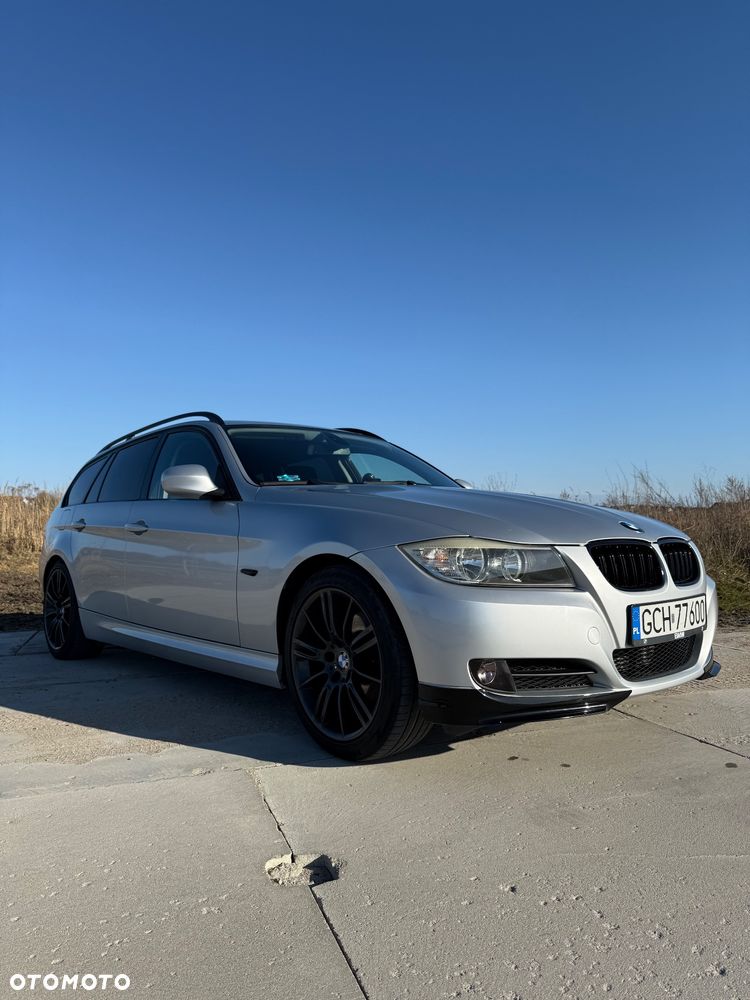 BMW Seria 3 318d DPF - 8