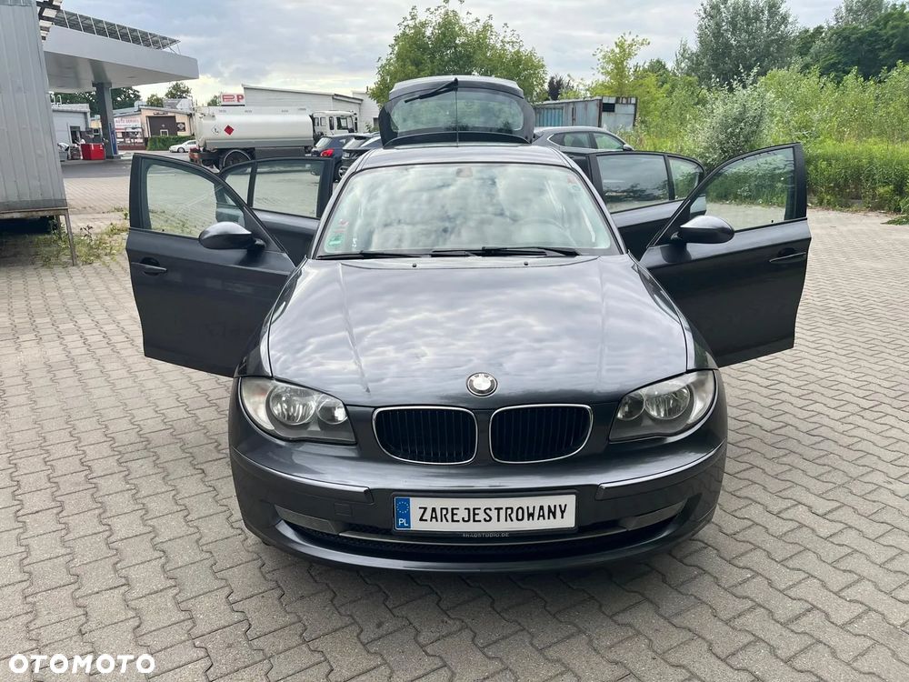BMW Seria 1 118d DPF - 1