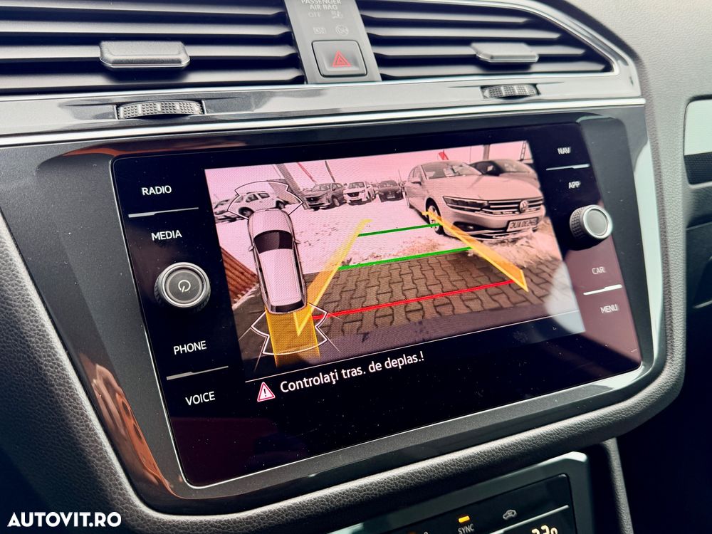 Volkswagen Tiguan - 17