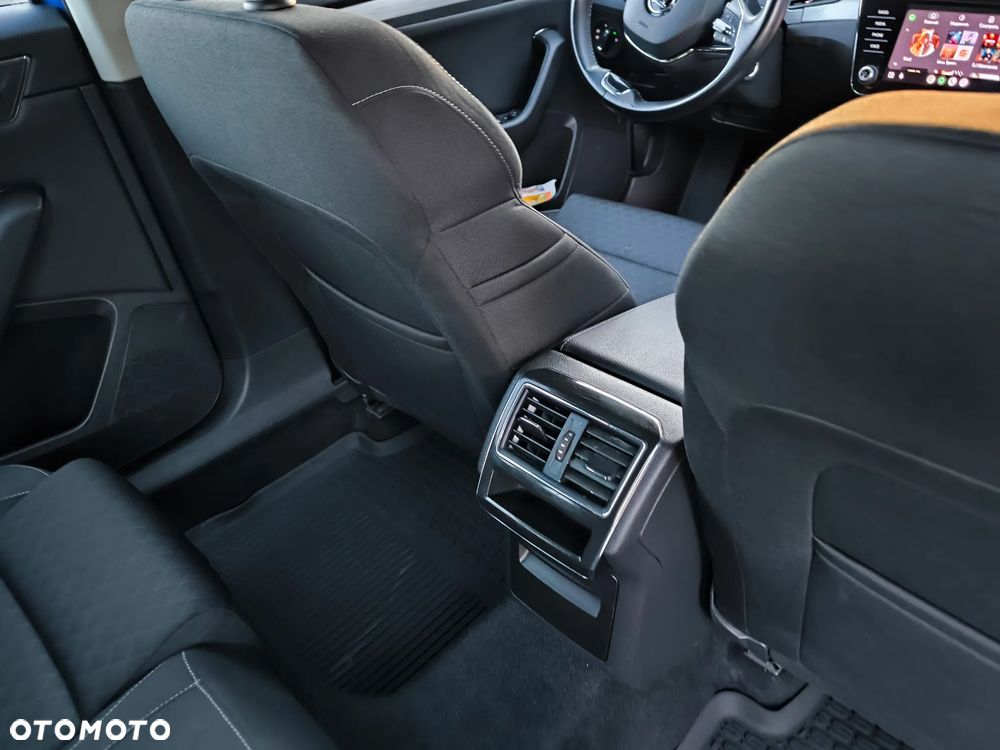 Skoda Superb 2.0 TDI SCR Ambition DSG - 36