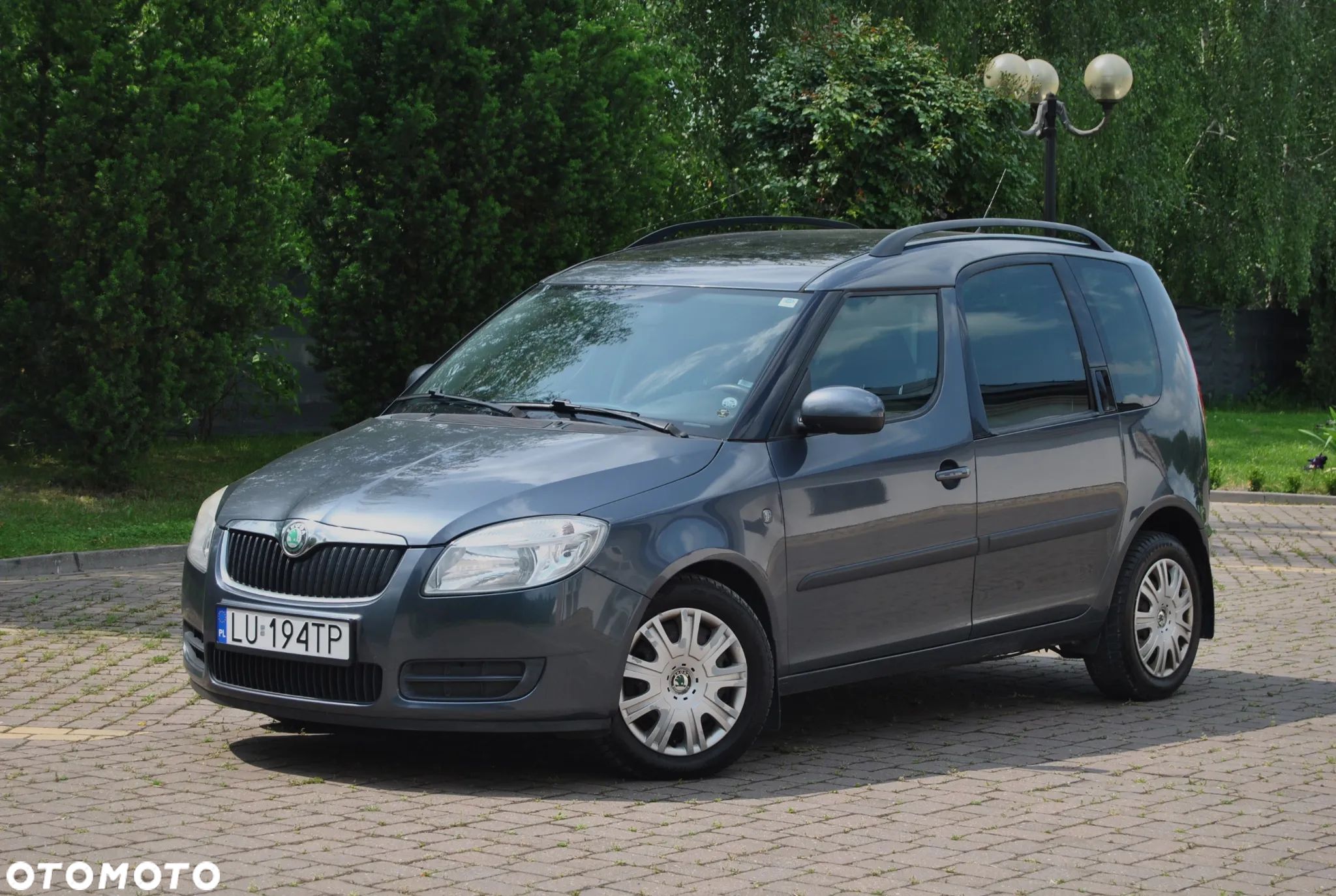 Skoda Roomster 1.6 16V Tiptronic Comfort - 1