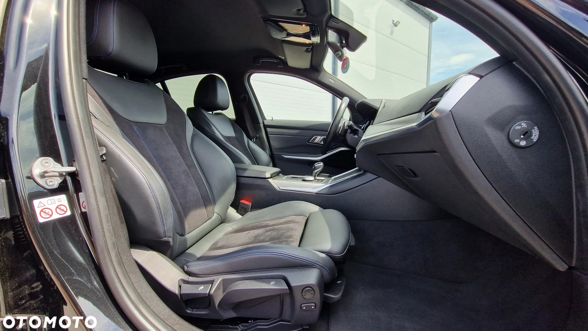 BMW Seria 3 320d M Sport - 11