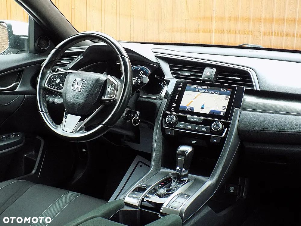 Honda Civic 1.0 i-VTEC Turbo CVT Executive - 16