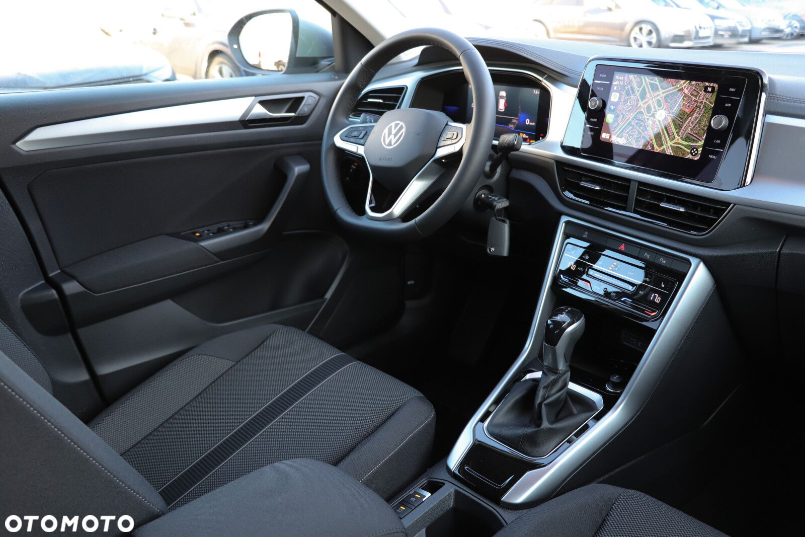 Volkswagen T-Roc - 15