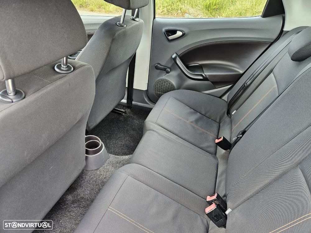 SEAT Ibiza 1.2 12V Good Stuff - 11