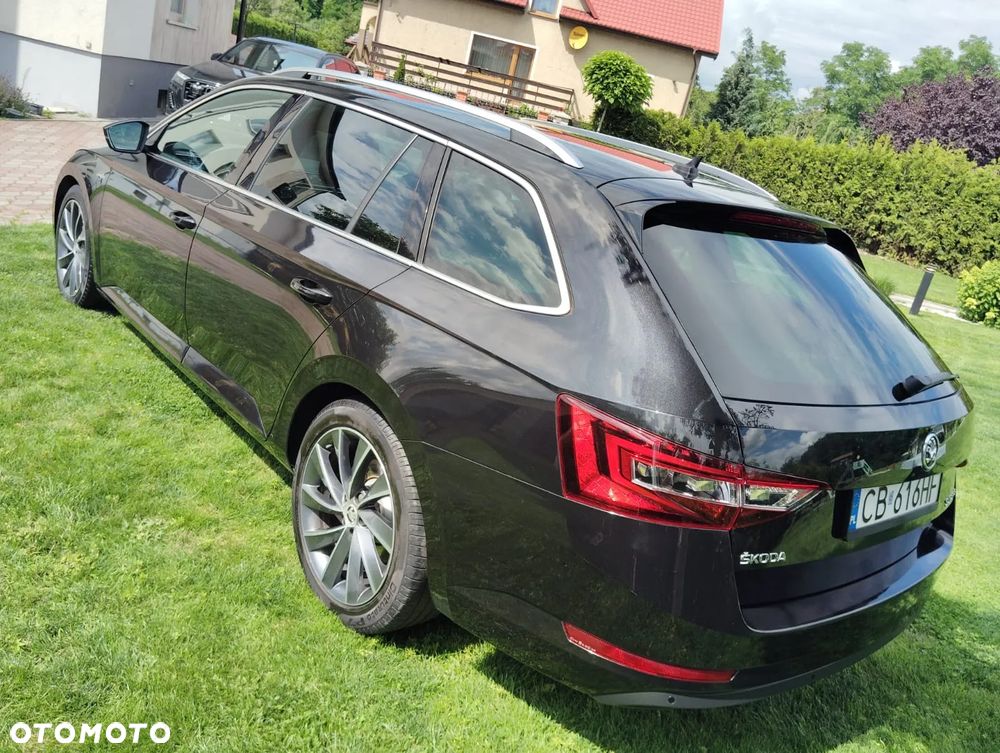 Skoda Superb 2.0 TDI L&K DSG - 4