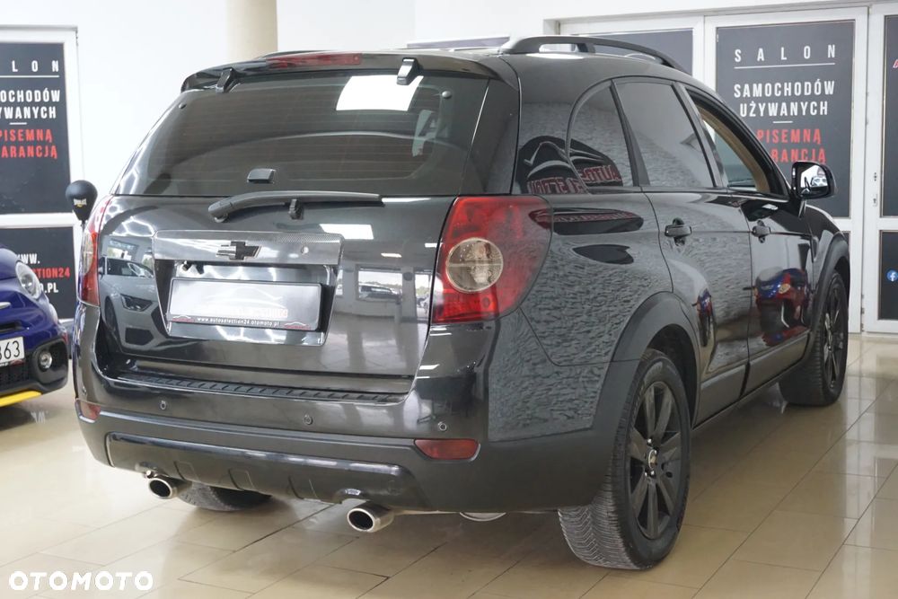 Chevrolet Captiva 2.0 4WD 7 Sitzer Automatik LT Exclusive - 4