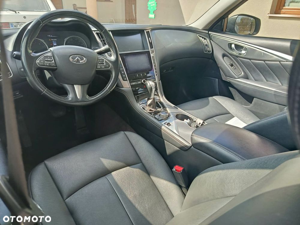 Infiniti Q50 - 15
