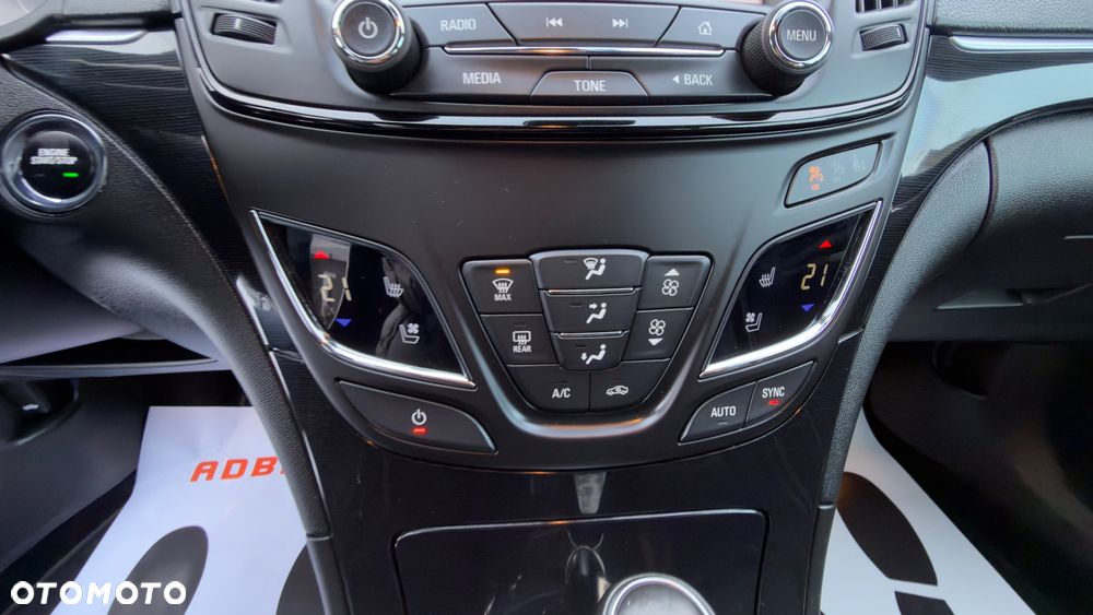 Opel Insignia 2.0 T Cosmo - 32