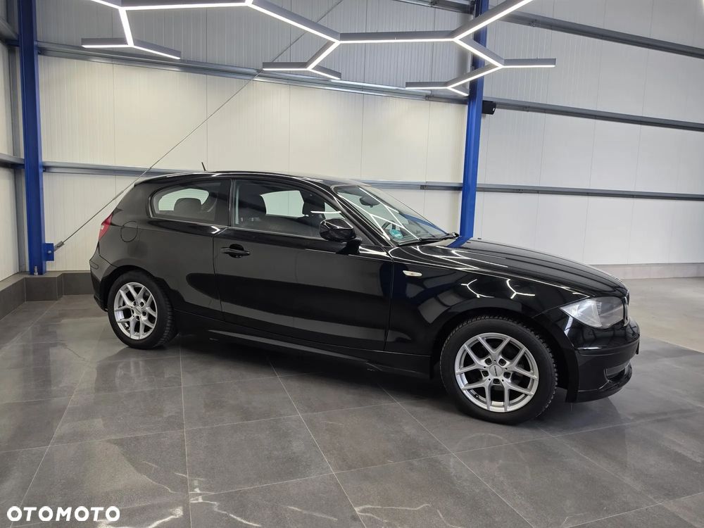 BMW Seria 1 116i - 8