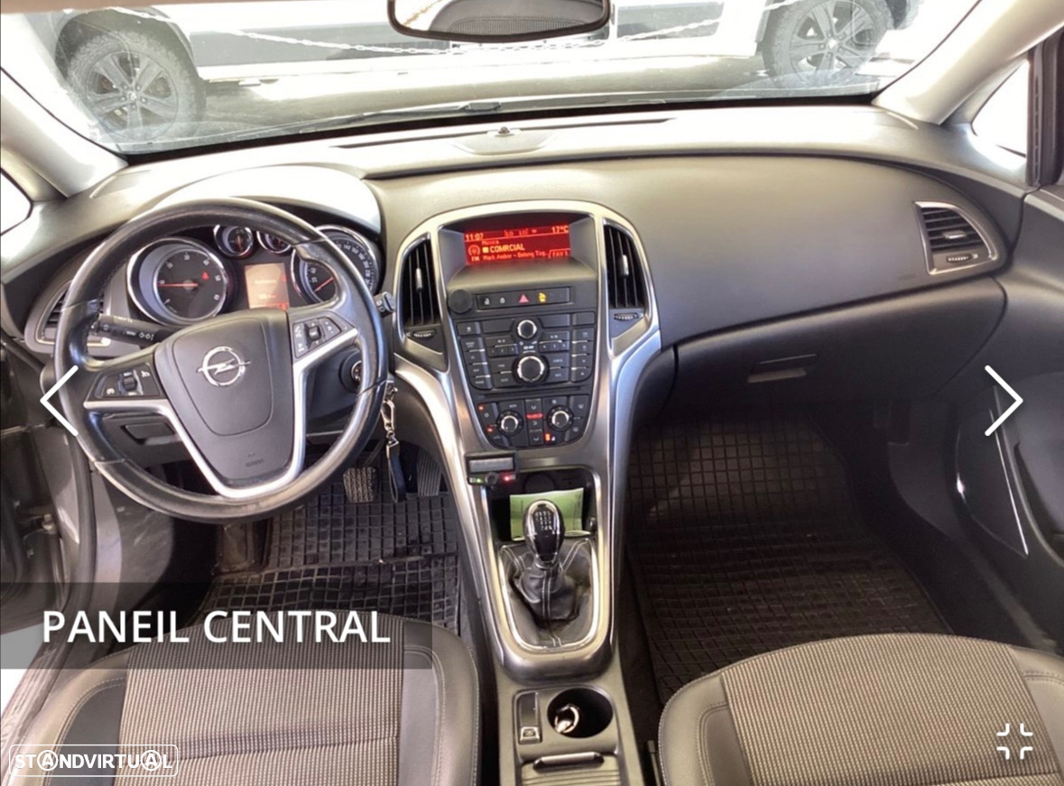 Opel Astra 1.7 CDTi Cosmo - 14