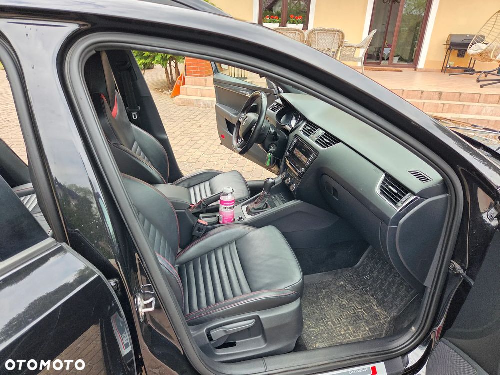 Skoda Octavia 2.0 TDI DSG RS - 6