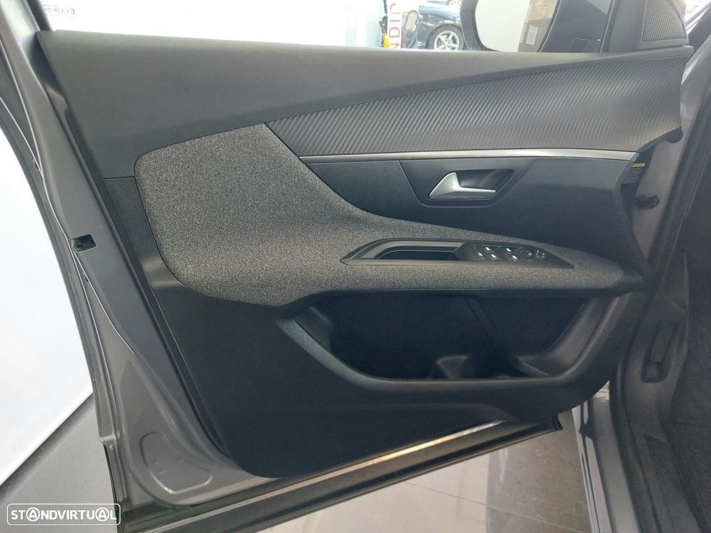 Peugeot 3008 1.5 BlueHDi Active - 16