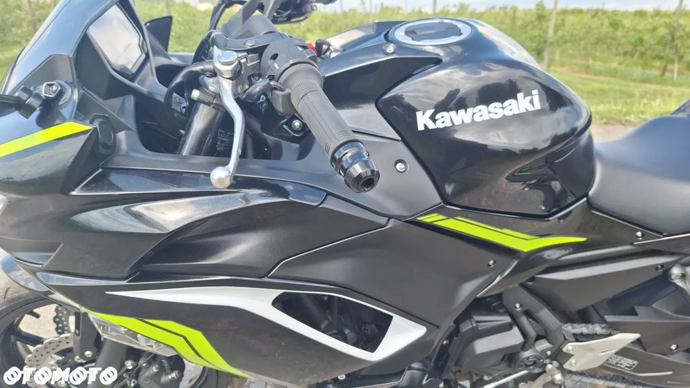 Kawasaki Ninja - 26