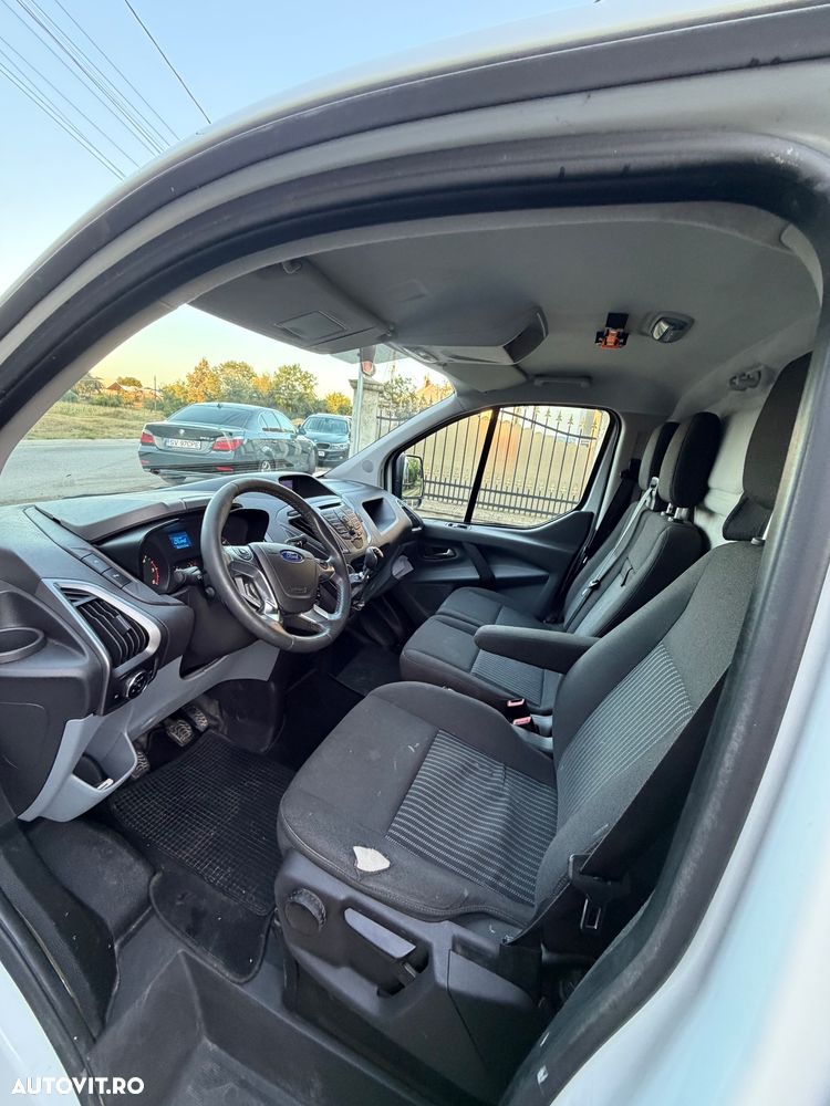 Ford Transit Custom LWB Combi Base - 4