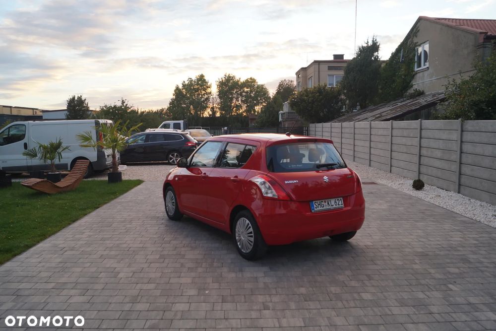 Suzuki Swift - 28