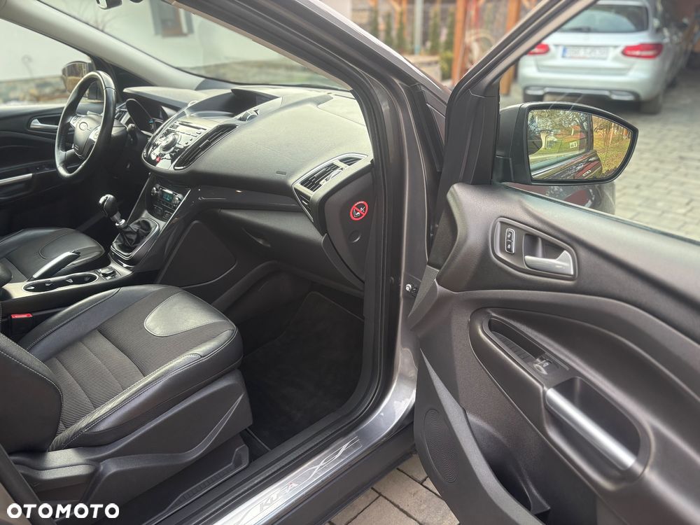 Ford Kuga 2.0 TDCi 4x4 Titanium - 7