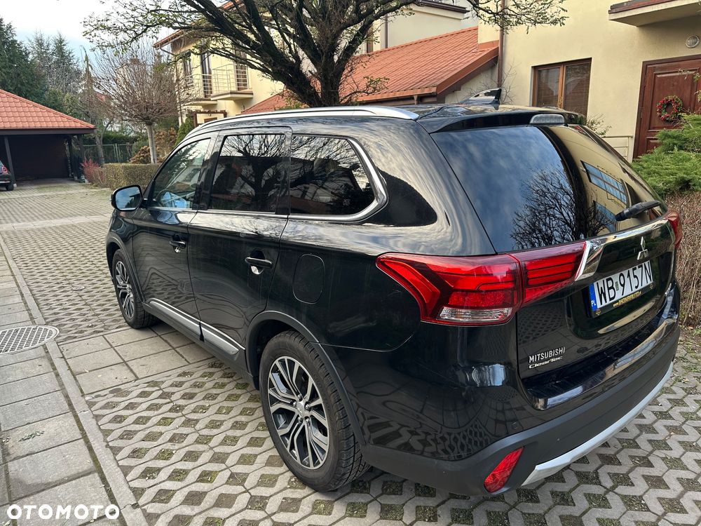 Mitsubishi Outlander 2.0 Intense Comfort 4WD CVT - 2