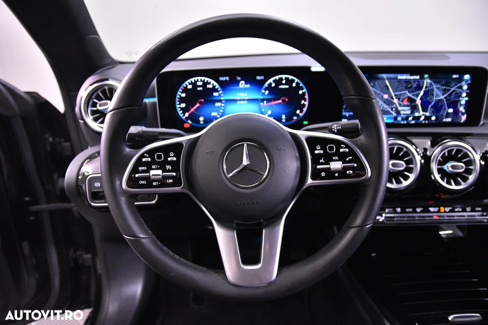 Mercedes-Benz CLA - 16