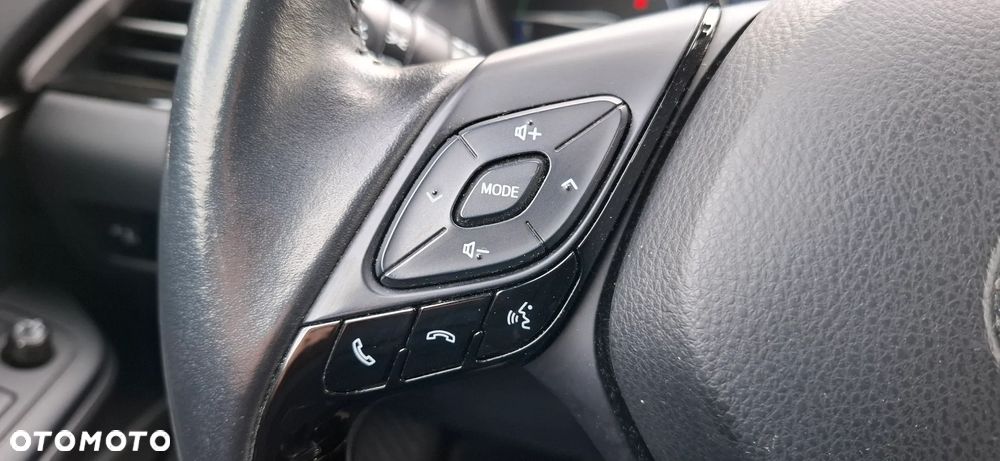 Toyota C-HR 2.0 Business-Edition - 25