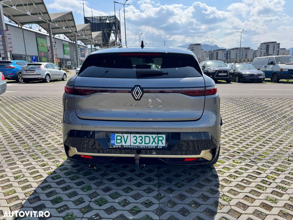 Renault Megane E-TECH 60 kWh 220 CP Iconic - 6