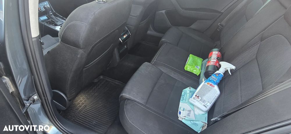 Skoda Superb 2.0 TDI DSG Ambition - 5