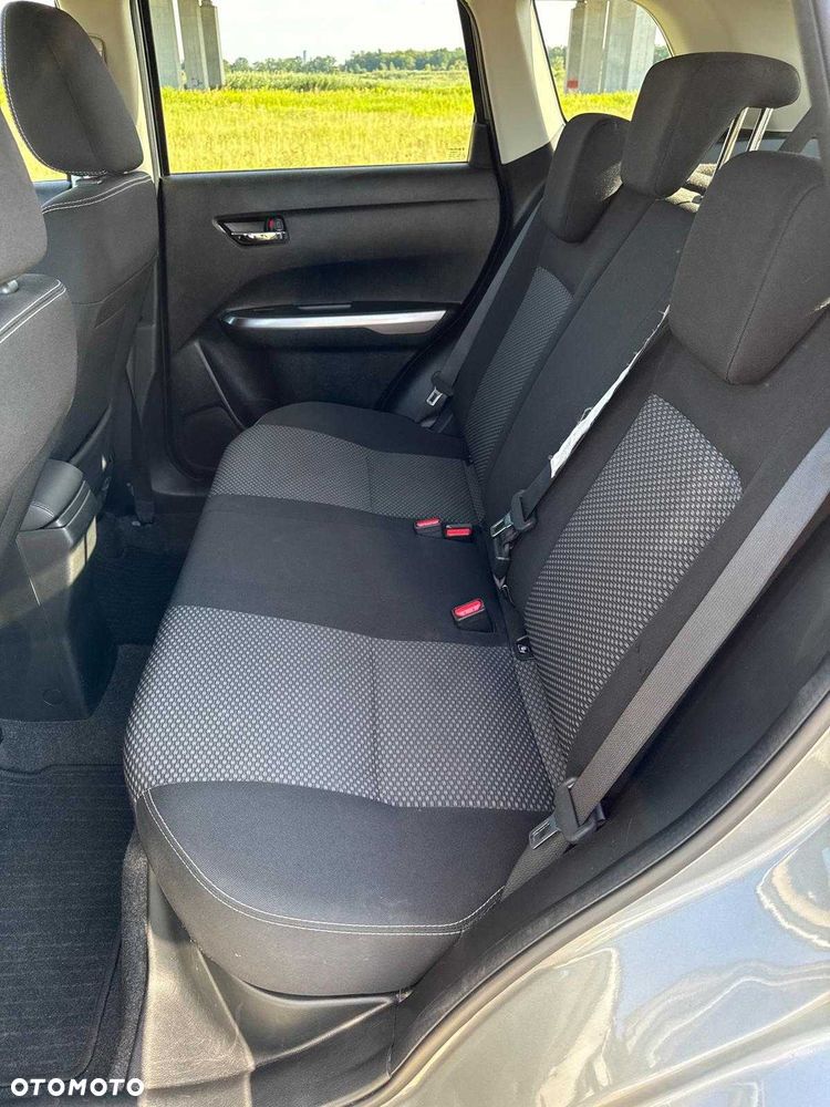 Suzuki Vitara - 8
